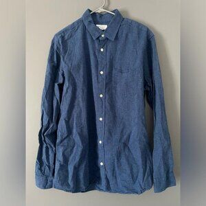 Minimalist Casual GAP Linen Long-Sleeve Shirt Relaxed Breezy Spring Summer Ready